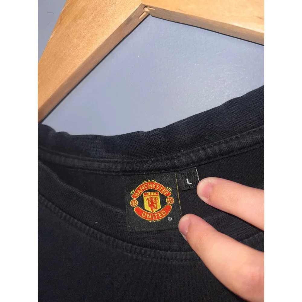 Manchester United Graphic T-Shirt‎ Mens Large Black Soccer Football Club Crest L
